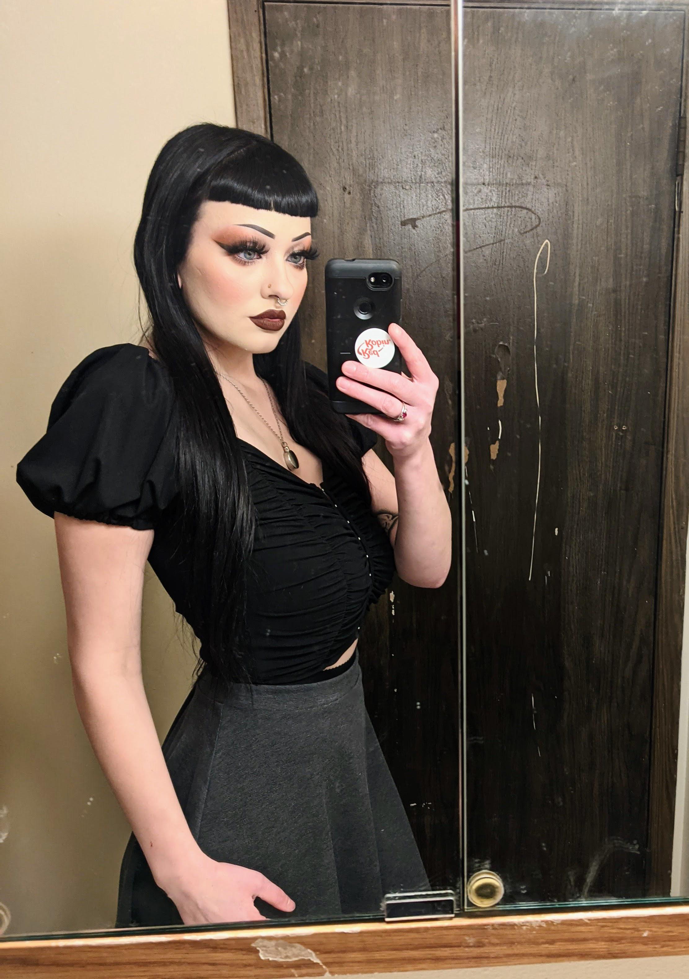 files/goth_self.jpg